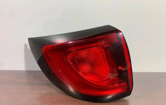 Chrysler Pacifica Rear/tail lights P68229027AF F00HTC408520