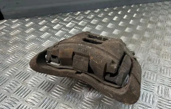 Audi A6 S6 C6 4F Front brake caliper