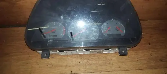 Volvo S40, V40 Speedometer (instrument cluster) 30864182007