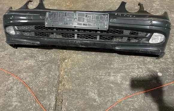 Mercedes-Benz E W211 Front bumper