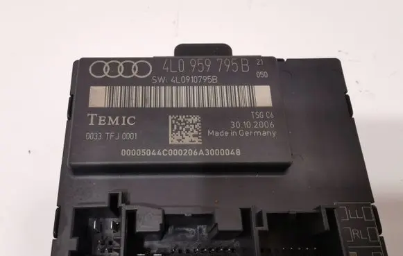 Audi Q7 4L Door control unit/module 4L0959795B