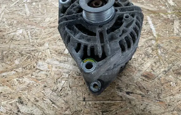 Opel Zafira A Generator/alternator