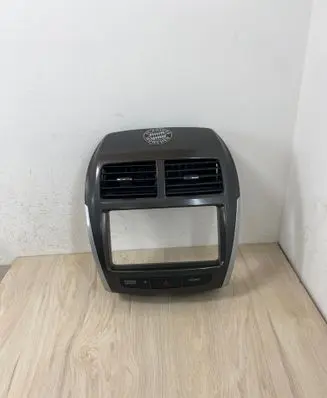 Mitsubishi ASX Dash center air vent grill 8002A916HA 18C844GA 3123A
