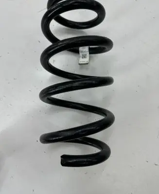 Tesla Model Y Rear coil spring 118847400B MBDV10300252510