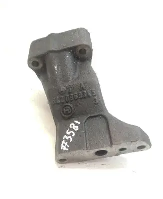 Mercedes-Benz E W211 Engine mounting bracket 6420960345