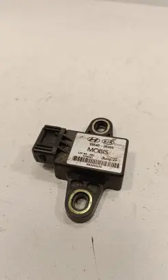 KIA Sorento ESP acceleration yaw rate sensor 956403E000