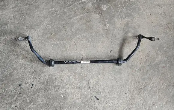 BMW 5 G30 G31 Front anti-roll bar/sway bar 6873475