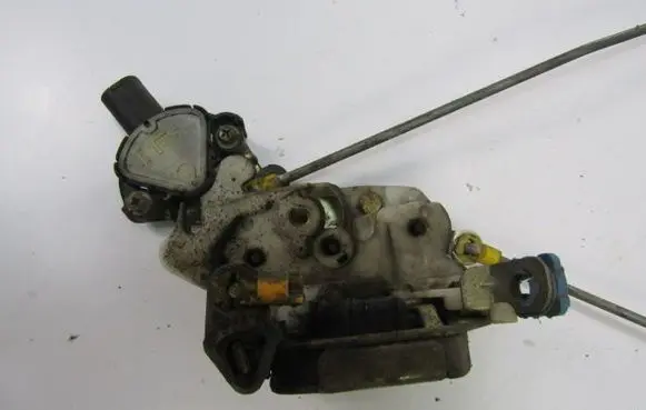 Ford Maverick Front door lock 6055301U61