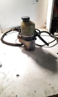 Opel Zafira A Power steering pump