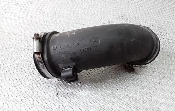 Opel Zafira A Air intake duct part 90530770