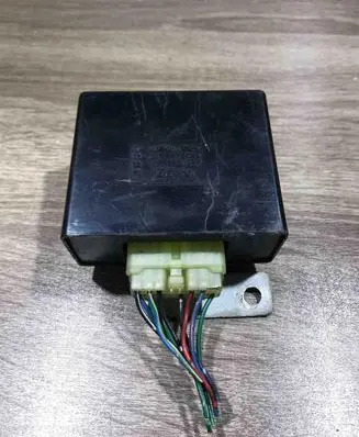 Mitsubishi Pajero Aerial antenna amplifier 1650002230