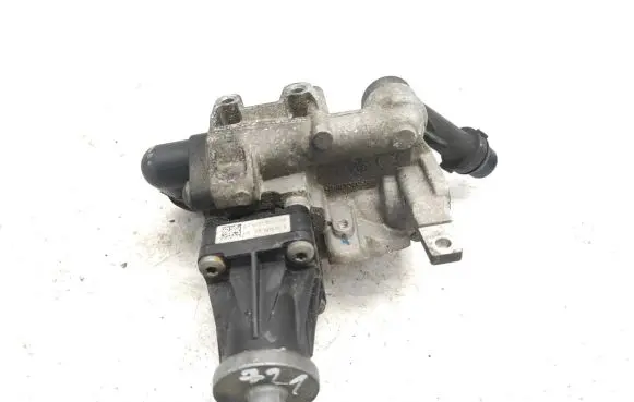 Jaguar XE EGR valve G4D39D475AA 704924050 071151759A