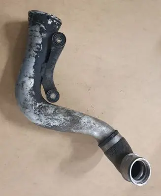 Volkswagen Golf V Intercooler hose/pipe 1K0145828D 1K0145762AB