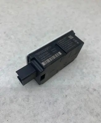 Volvo V70 Door central lock control unit/module 31252988 S180036007H