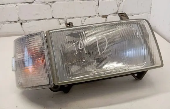 Volkswagen Transporter - Caravelle T4 Headlight/headlamp 30213637000 183321B