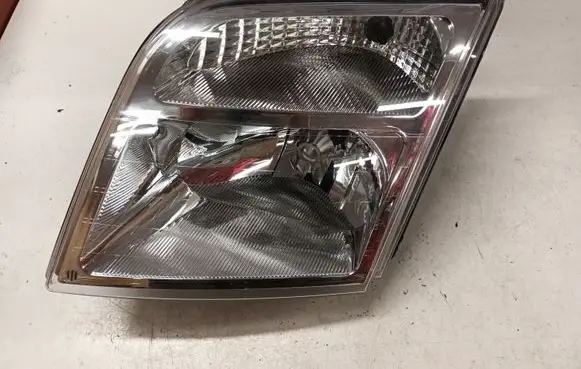 Ford Connect Headlight/headlamp 039140999 2T1413005AE