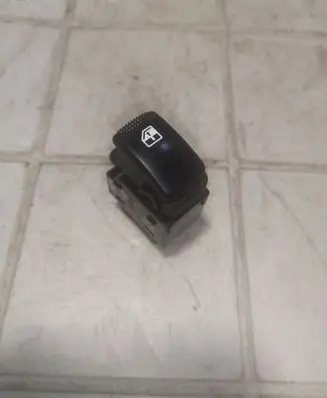 Hyundai Tucson JM Electric window control switch