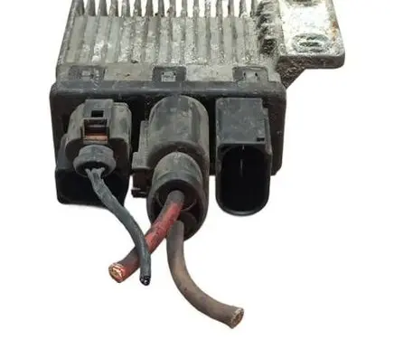 Coolant fan relay