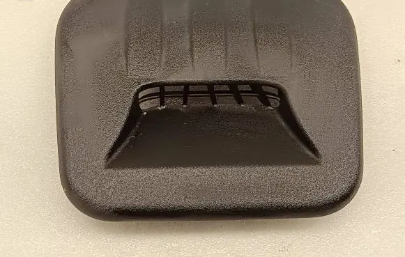 Chrysler Pacifica Rear air vent grill 5SR67DX9AF 0557240 101960110BLR