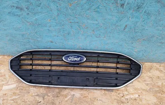 Ford Focus Front bumper upper radiator grill NX7B8200AB