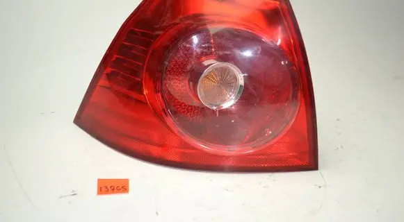 Volkswagen Golf V Rear/tail lights 1K6945095E 028490102A 00540852