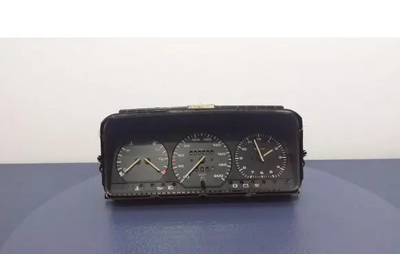 Volkswagen Transporter - Caravelle T4 Speedometer (instrument cluster) 701919033BQ