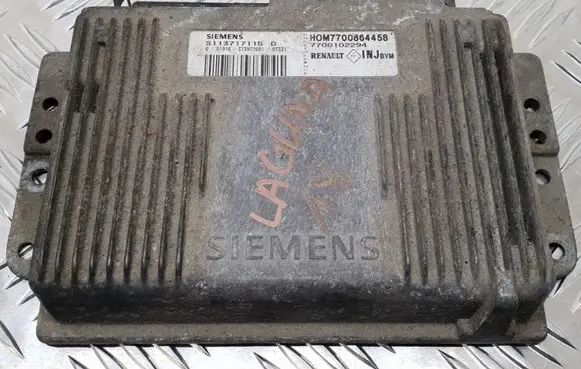 Renault Laguna I Engine control unit/module S113717115D 7700864458