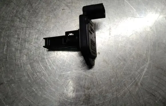 Audi A3 S3 8L Mass air flow meter 06A906461B AFH6010C