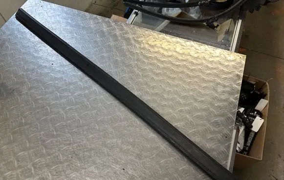 Citroen C4 II Picasso Engine compartment rubber 