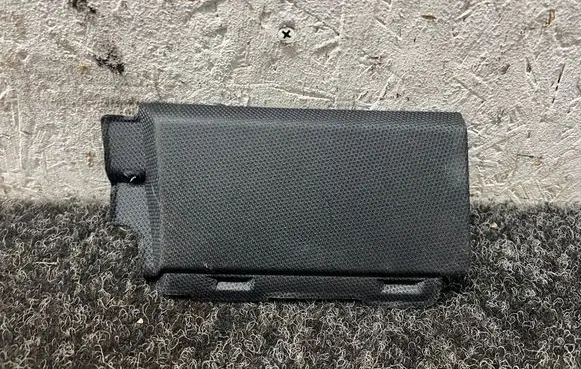 Audi A5 Other sill/pillar trim element 8W6867296