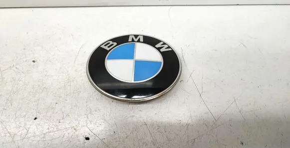 BMW X1 E84 Manufacturer badge logo/emblem 8132375