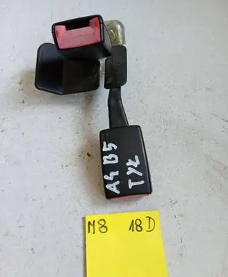 Audi A4 S4 B5 8D Middle seatbelt buckle (rear) 4B0857797