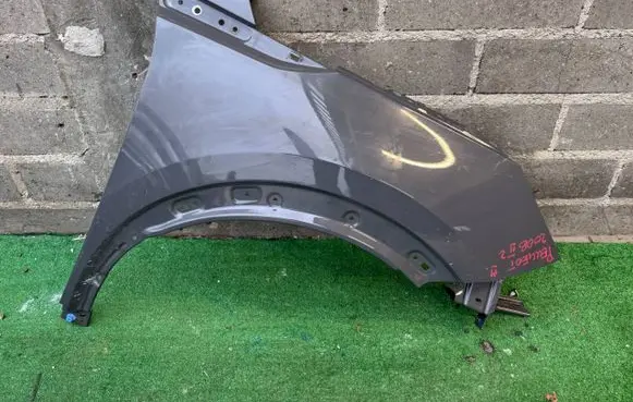 Peugeot 2008 II Fender 