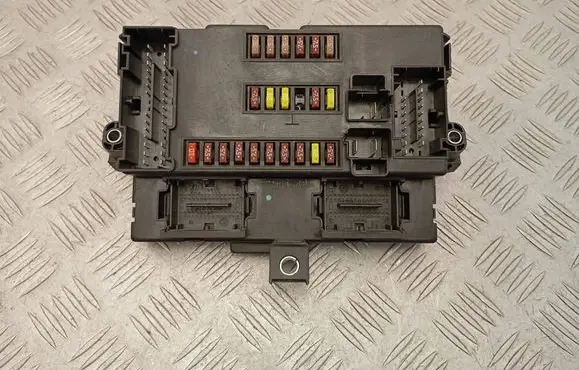 Fiat Ducato Fuse module 116RAI000029 1371887080 Y503440520113