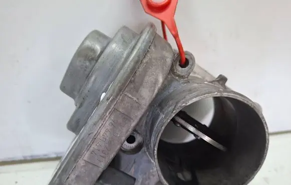 Opel Antara Throttle body valve S27612106 96440414
