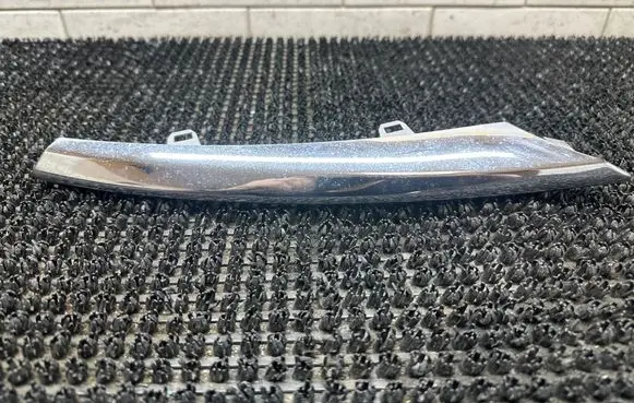Jaguar XJL Front bumper splitter molding AW9317B970AA