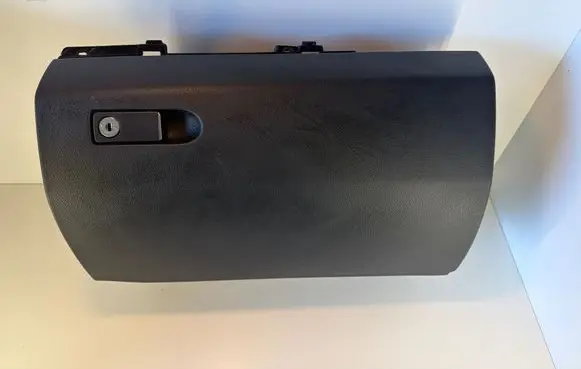 Mercedes-Benz E W212 Glove box A2126803091 20150326