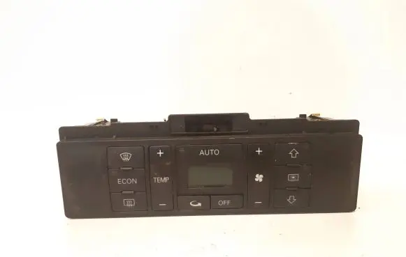 Audi A4 S4 B5 8D Climate control unit 8D0820043M 5HB00790805 D570002