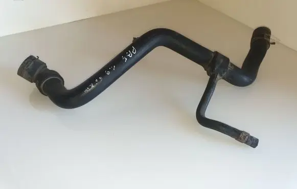 Volkswagen PASSAT B5 Engine coolant pipe/hose 4B0121101E