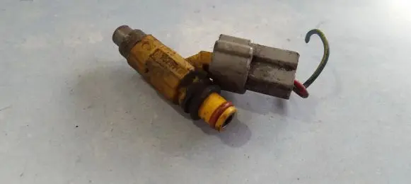 Mitsubishi Galant Fuel injector CDH275 732971M