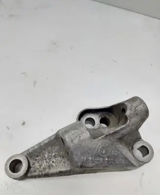 BMW 7 E65 E66 Generator/alternator bracket 7793090