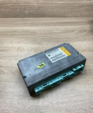 BMW 5 E60 E61 Airbag control unit/module 6946384