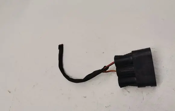 Mercedes-Benz E W213 Positive cable (battery) 2125400581