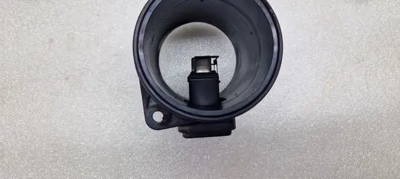 Suzuki Grand Vitara II Mass air flow meter 8200280065