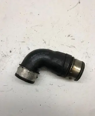 Volkswagen Touran I Intercooler hose/pipe 1T0145790B