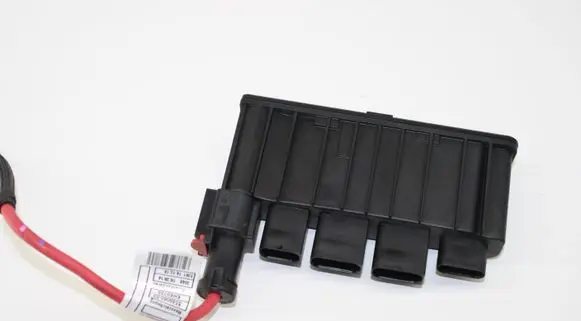 BMW X1 F48 F49 Current control relay 8661071