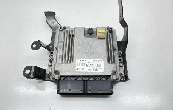 Hyundai Tucson TL Engine control unit/module 391402ABB0 0281031578