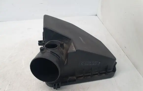 Lexus GS 250 350 300H 450H Air filter box cover 1770031551