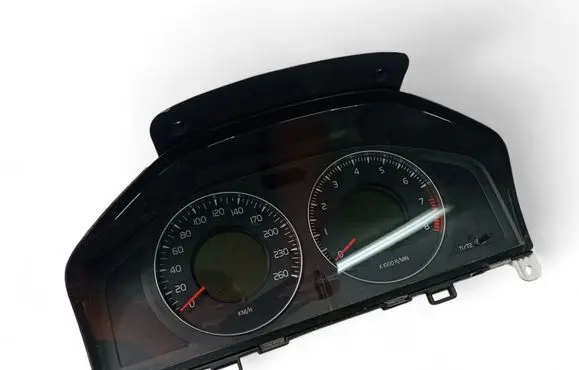 Volvo XC70 Speedometer (instrument cluster) 30786622AB