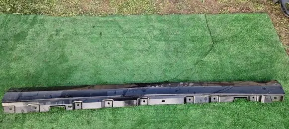 Mercedes-Benz S W222 Foot area side trim A2226901802